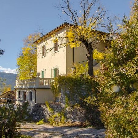 Casino De Matthaeis Villa L'Aquila Bagian luar foto